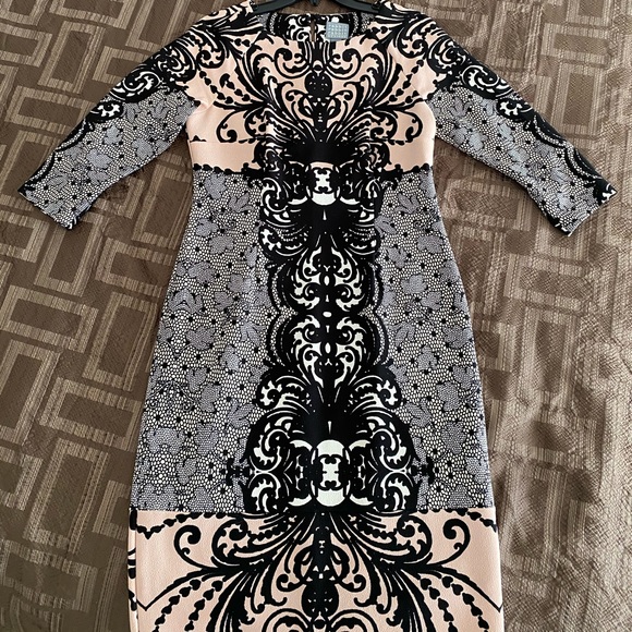 Gorgeous Multi-Color Women’ Dress Size 8 - Picture 3 of 9